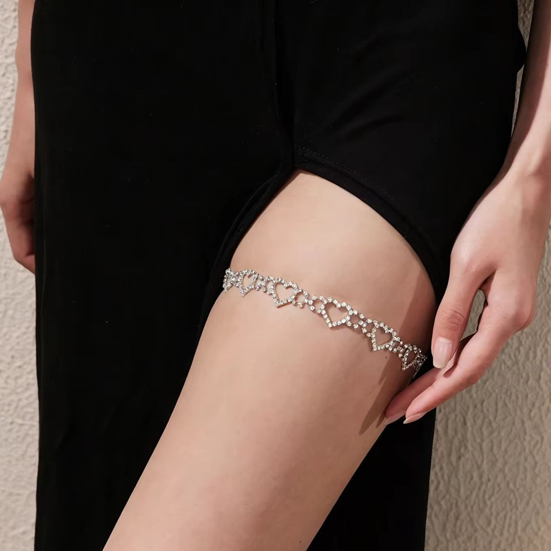 Body Jewelry Charms - Catena per gambe a forma di