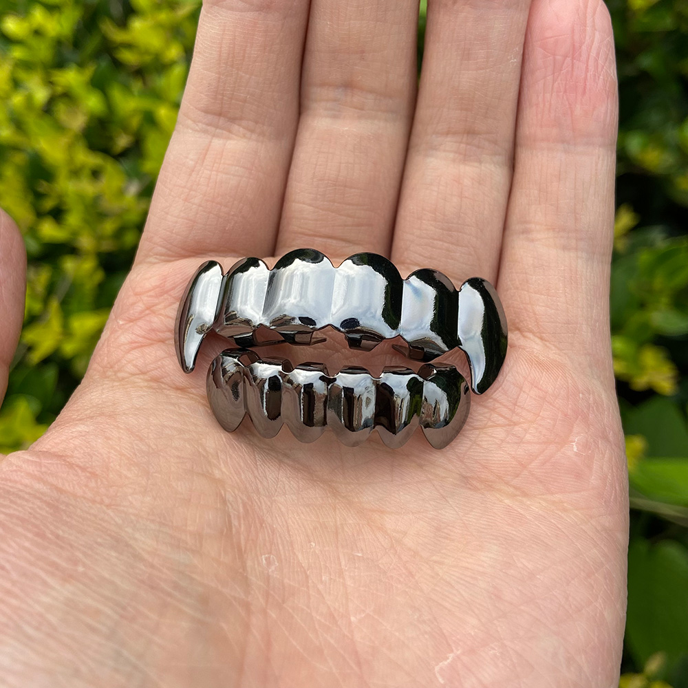 RACHELZ Hip Hop Zanne Nere Den - Body Jewelry For Men recensione e prezzo