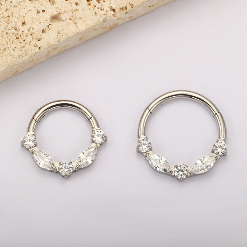 ASTM F136 Titanio Marquise CZ  - Zoor Body Jewelry recensione e prezzo